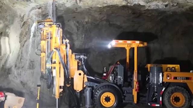 Hydraulic Tunneling Drilling Rig, KJ211